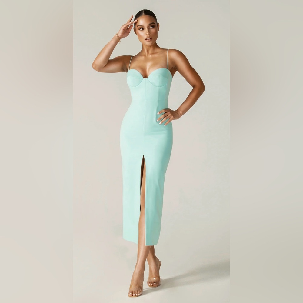 Alieva | NWT Arica Spaghetti Strap Midi Dress